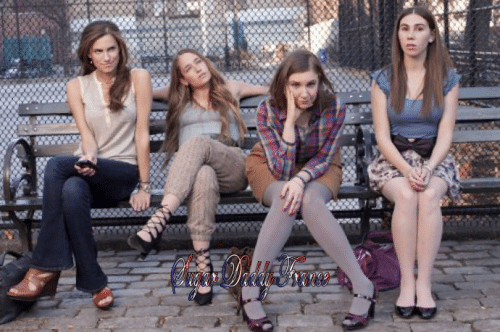 sugar babys assises sur un banc